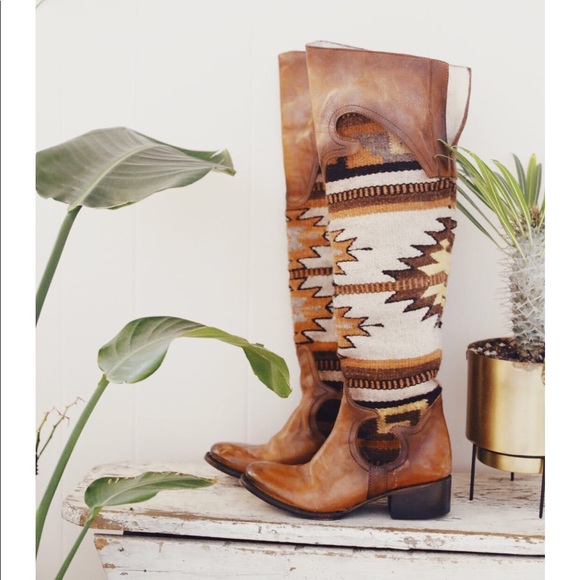 Steve Madden Freebird Sun Boots 